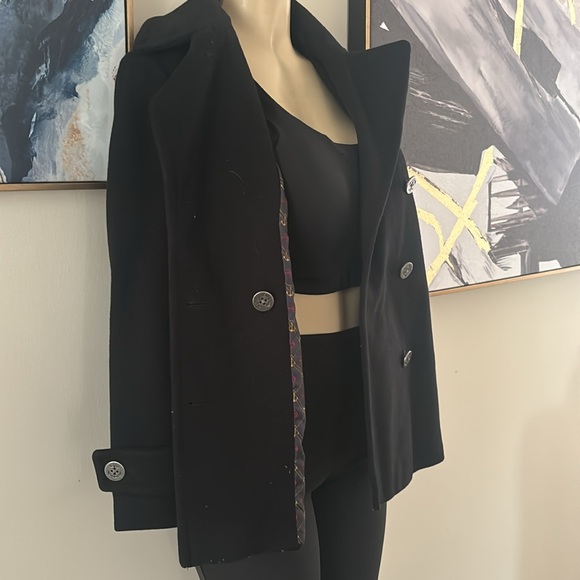 Lands' End Wool Cashmere Blend Double Breast Peacoat
Black size 6P - Picture 5 of 9